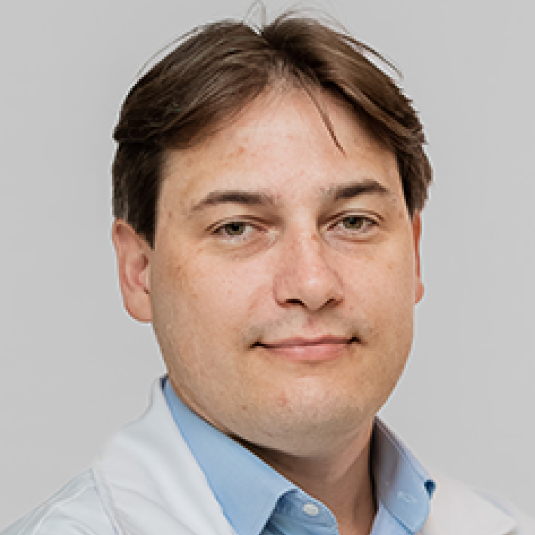 Dr. Jose Alfredo Sadowski